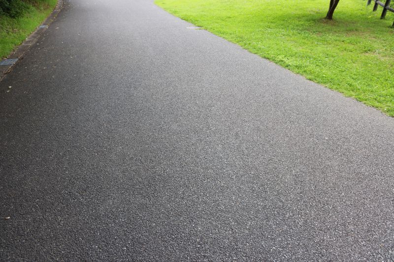 Tar And Chip Driveway Paving